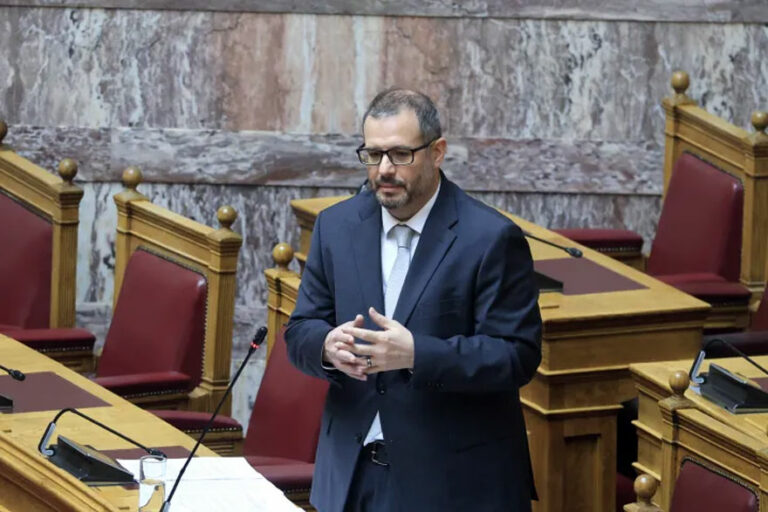 Κύριε Τσάφο, αντιφάσκετε, παραπλανάτε, ψεύδεστε