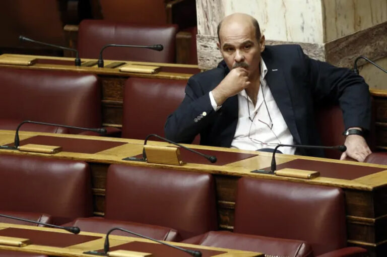 Επιστροφή Μιχελογιαννάκη στο ΠΑΣΟΚ: Καληνύχτα σοβαρότητα